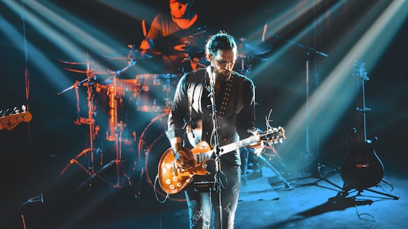 Generate immersive live-concert videos